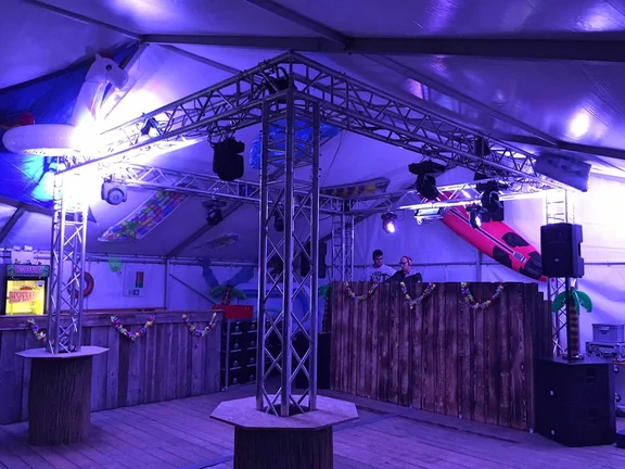 bar5.jpg